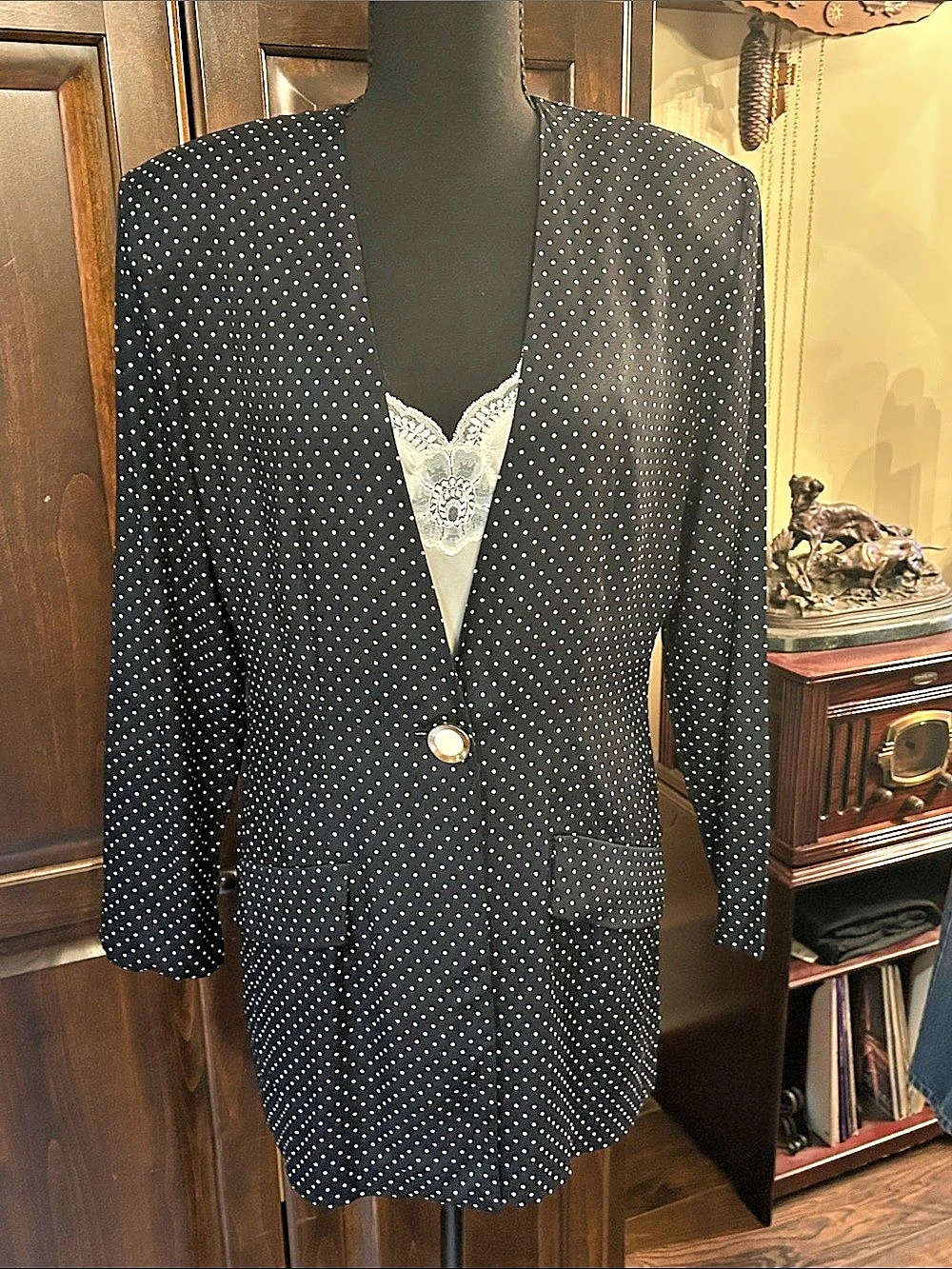 Robert Petites Sz M Polka Dot Single Button Blazer in Navy & White